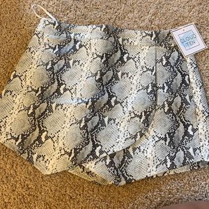 Snakeskin leather skirt